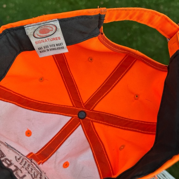 Signature‎ Bright Orange Cap - Picture 3 of 3